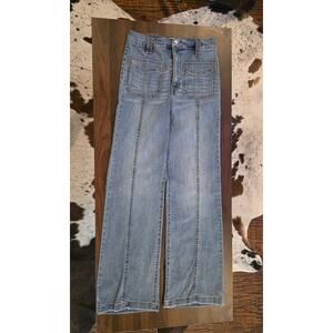 Jessica Simpson High Rise Wide Leg Jeans Size 28 Light Wash Vintage Style Denim